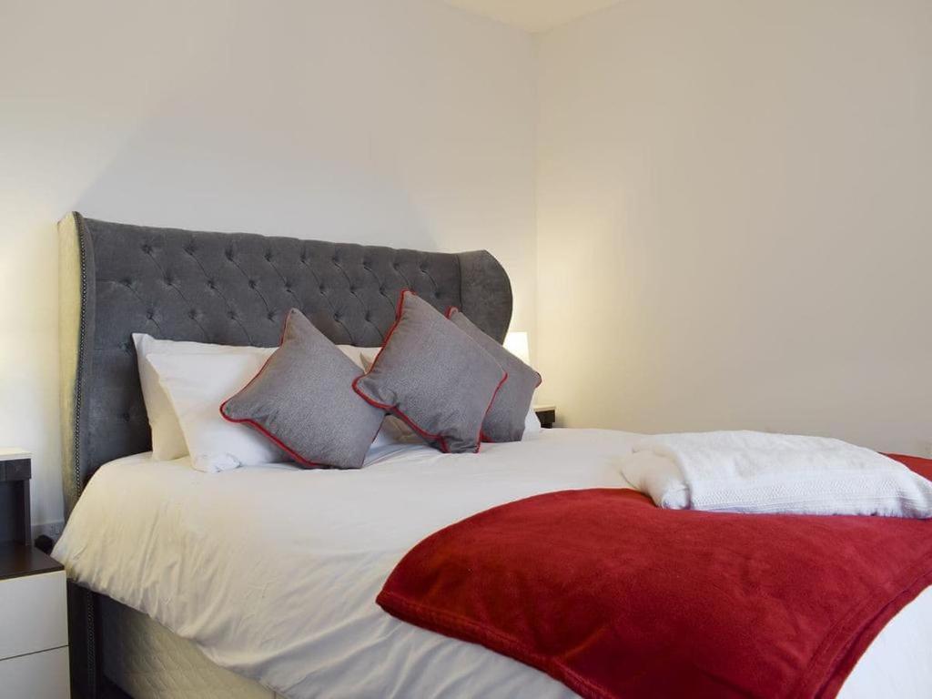 Courtyard Holiday Apartments Inverkeithing Εξωτερικό φωτογραφία