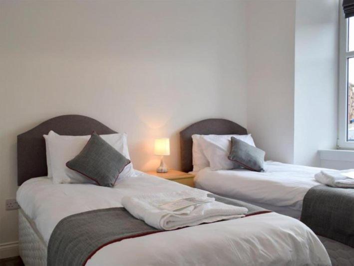 Courtyard Holiday Apartments Inverkeithing Εξωτερικό φωτογραφία