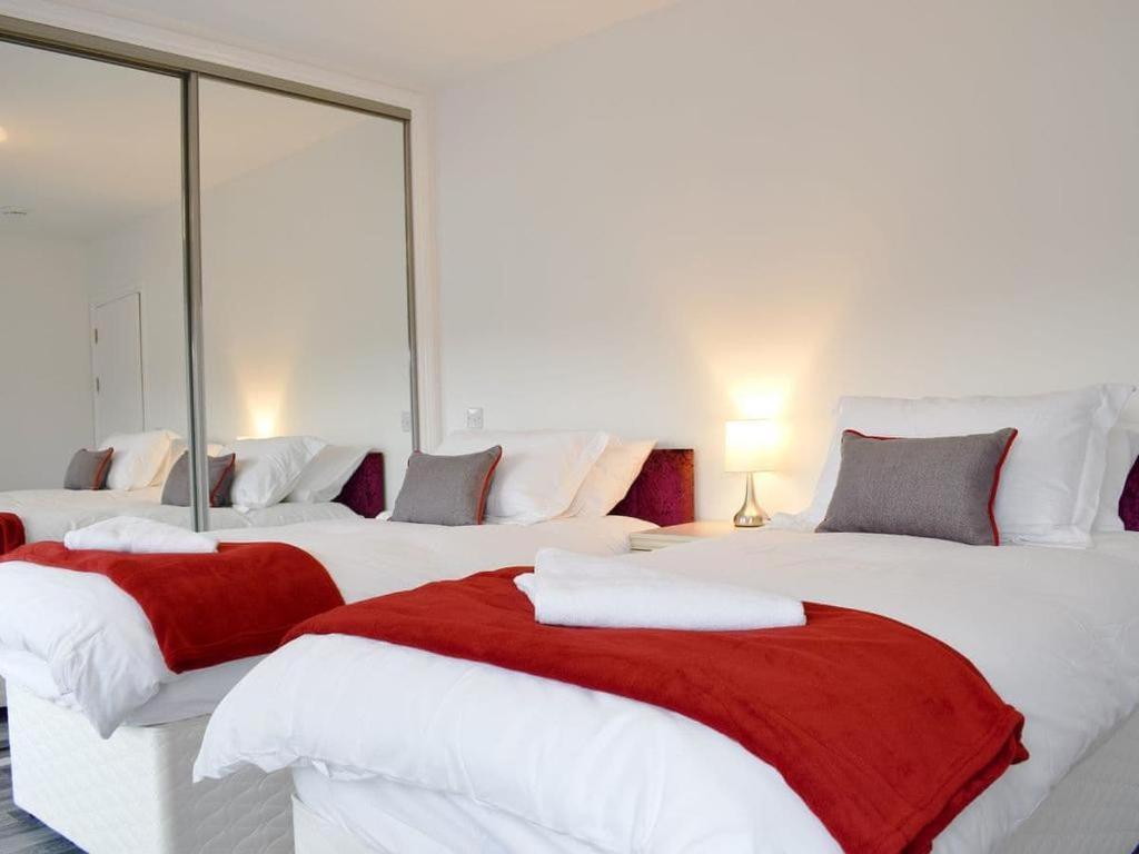 Courtyard Holiday Apartments Inverkeithing Εξωτερικό φωτογραφία