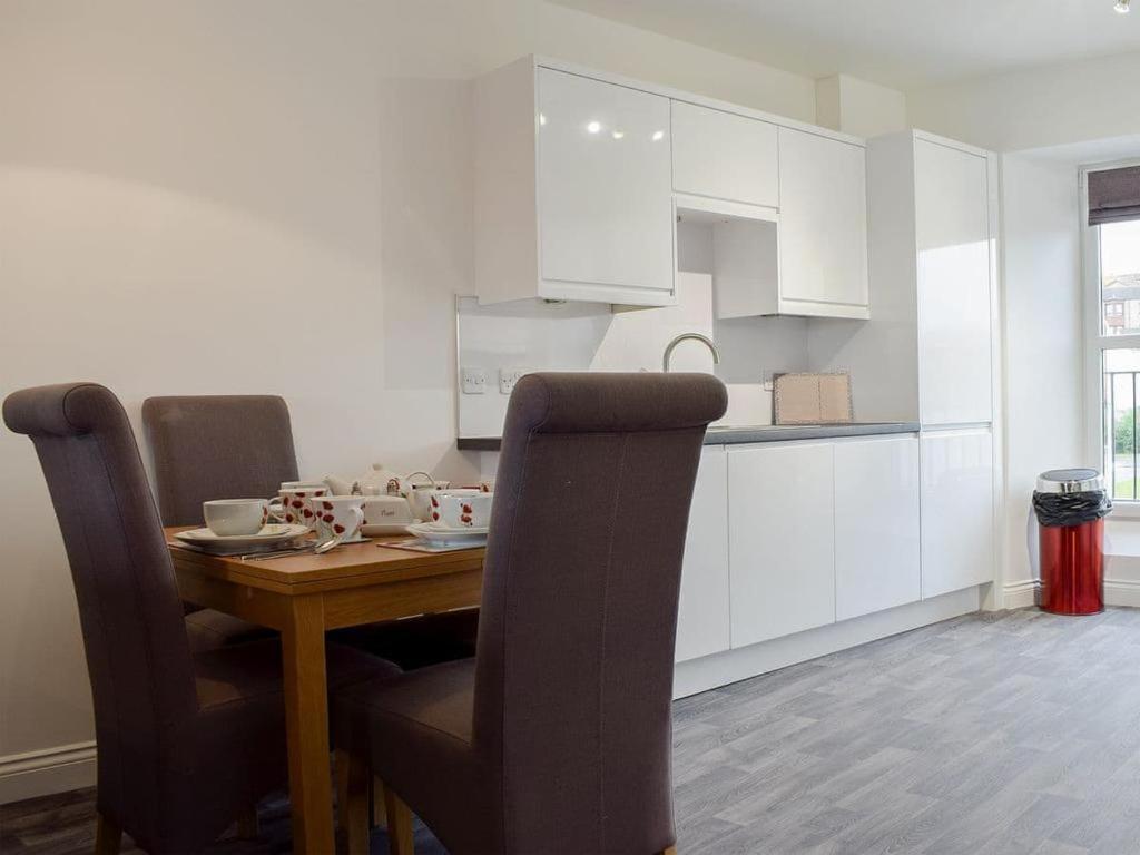 Courtyard Holiday Apartments Inverkeithing Εξωτερικό φωτογραφία