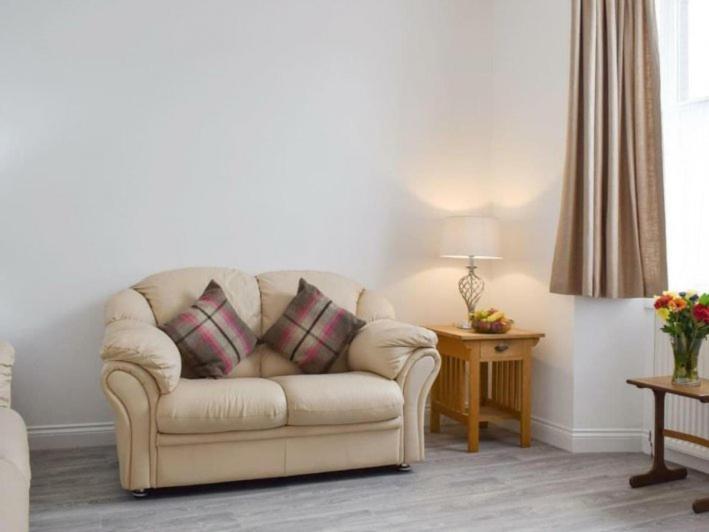 Courtyard Holiday Apartments Inverkeithing Εξωτερικό φωτογραφία
